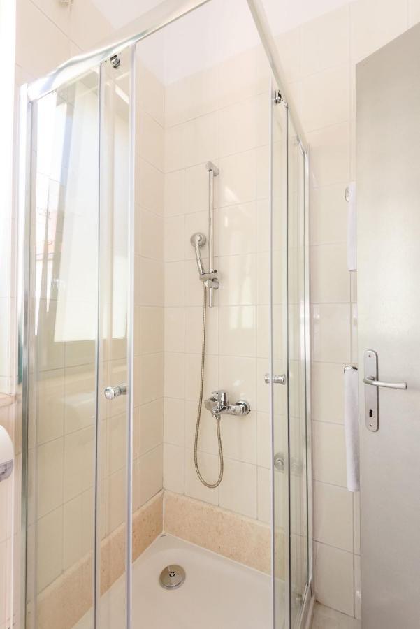 Metković Hotel Mb מראה חיצוני תמונה
